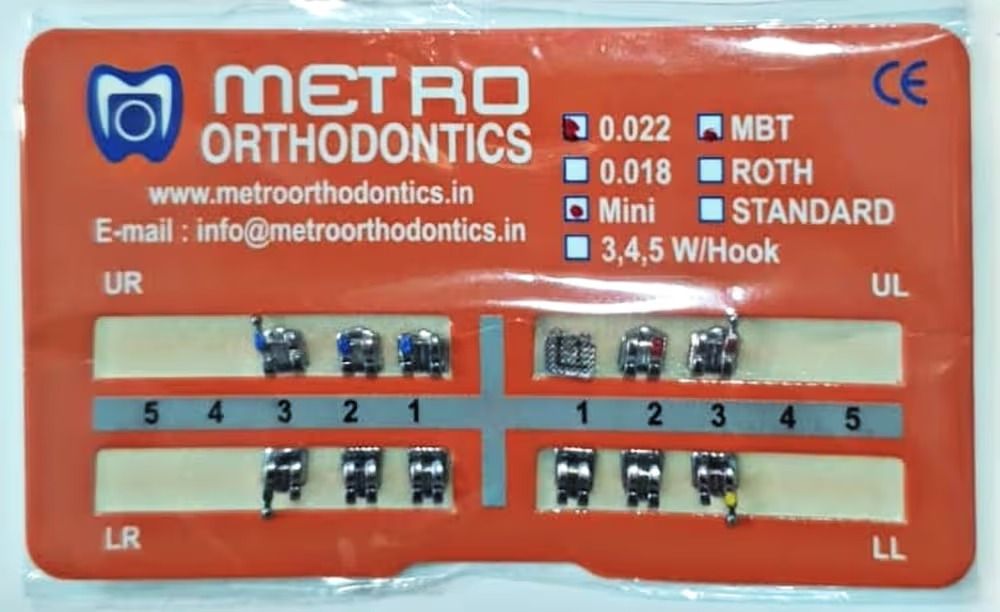 Metro Orthodontics Gold Series Metal Conventional Brackets – Upper/Lower – 3-3 – 0.022″